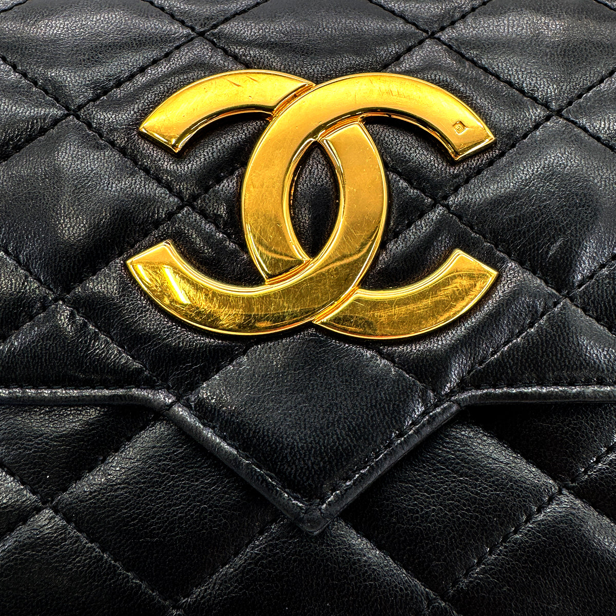 CHANEL VINTAGE MATELASSE BIG COCO CHAIN SHOULDER BAG BLACK LAMB SKIN 90287111