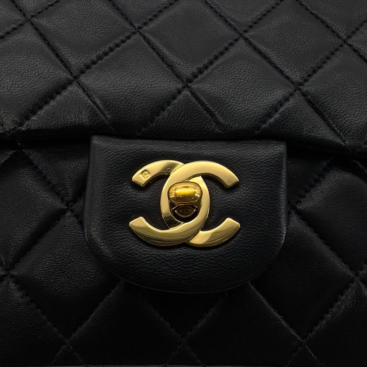 CHANEL VINTAGE CLASSIC FLAP SMALL CHAIN SHOULDER BAG BLACK LAMB SKIN 90287888