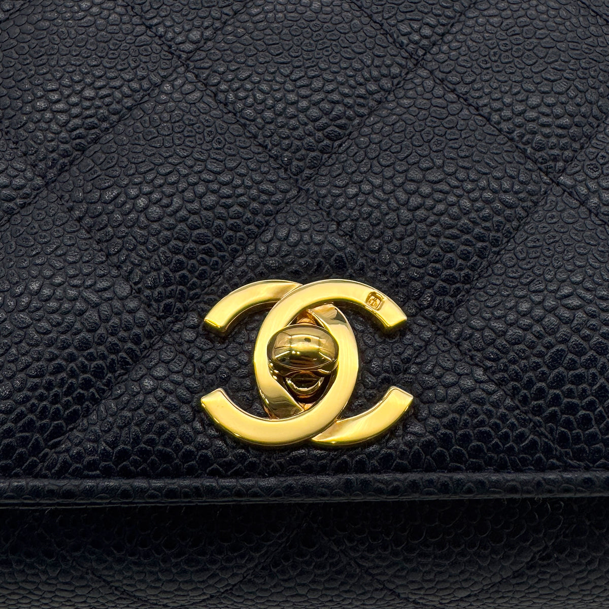 CHANEL VINTAGE MATELASSE CHAIN SHOULDER BAG NAVY CAVIAR SKIN 90288003