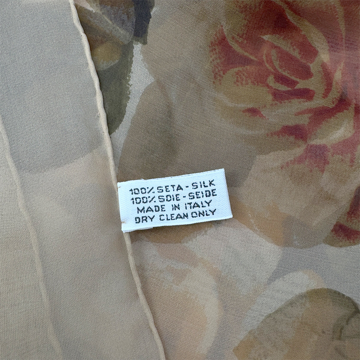 CHANEL VINTAGE FLOWER PATTERN SCARF BEIGE SILK 90288020