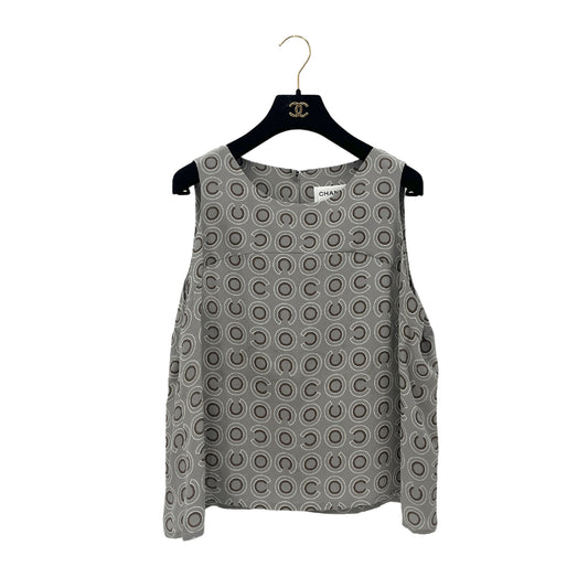 CHANEL COCO LOGO SLEEVELESS BLOUSE GRAY SILK 44 01A RTW 90288026