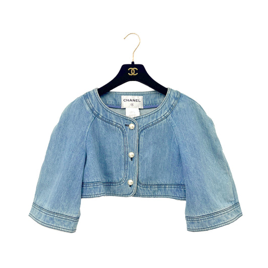 CHANEL COCO FAKE PEARL BUTTON DENIM SHORT JACKET BLUE COTTON 36 P45 RTW 90288505