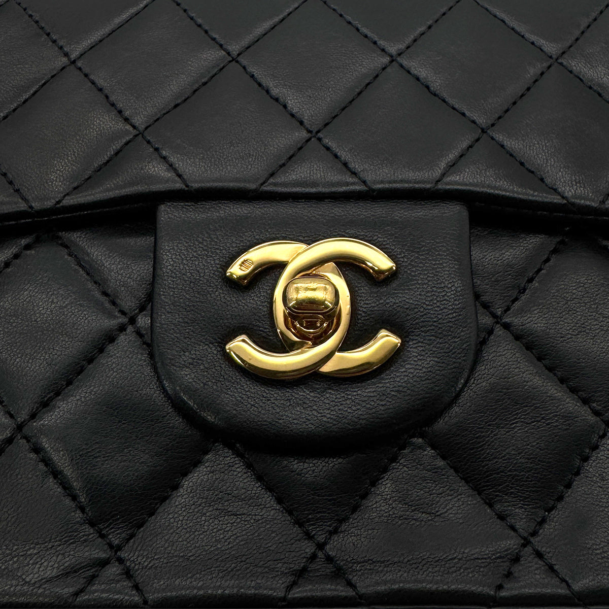 CHANEL VINTAGE MATELASSE CHAIN HAND BAG BLACK LAMB SKIN 90289072