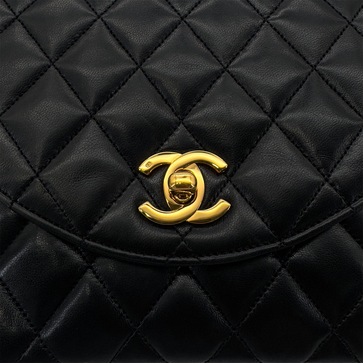CHANEL VINTAGE MATELASSE HALF MOON CHAIN SHOULDER BAG BLACK LAMB SKIN 90290326