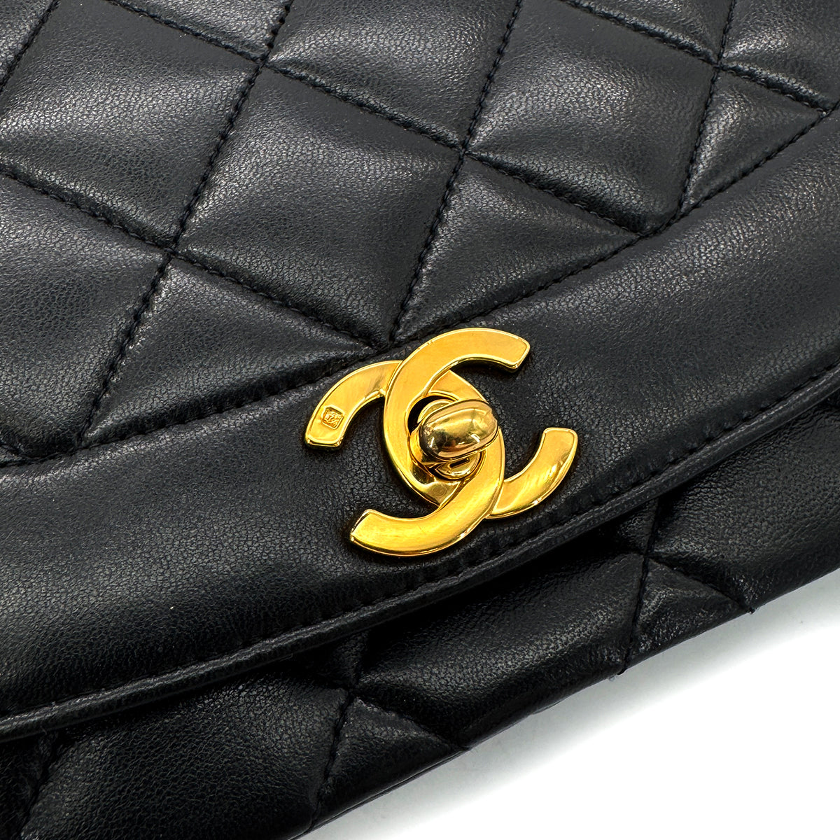 CHANEL VINTAGE DIANA MEDIUM CHAIN SHOULDER BAG BLACK LAMB SKIN 90291883