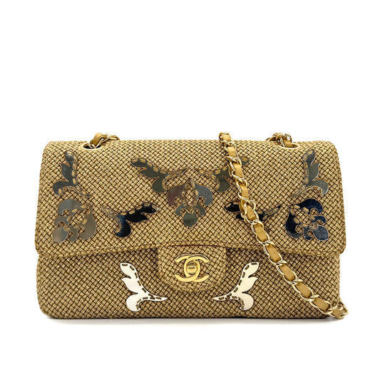 CHANEL MATELASSE FLORAL MOTIF MIRROR CRUISE COLLECTION CHAIN SHOULDER BAG GOLD EMBELLISHED RAFFIA 90294979