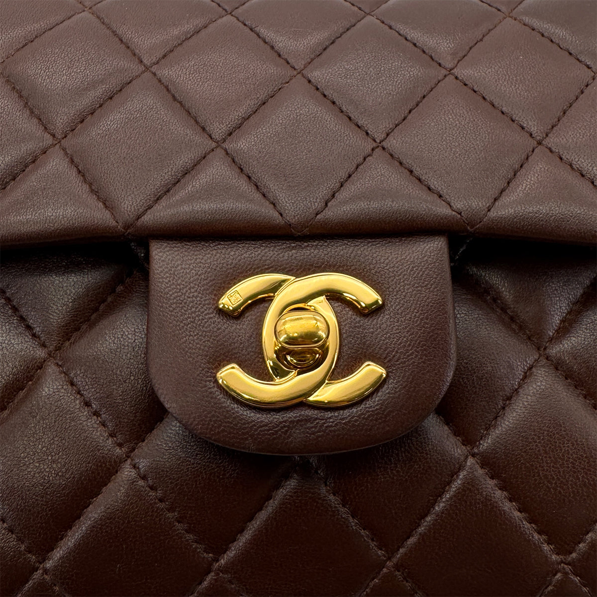 CHANEL VINTAGE CLASSIC FLAP SMALL CHAIN SHOULDER BAG BROWN LAMB SKIN 90296048