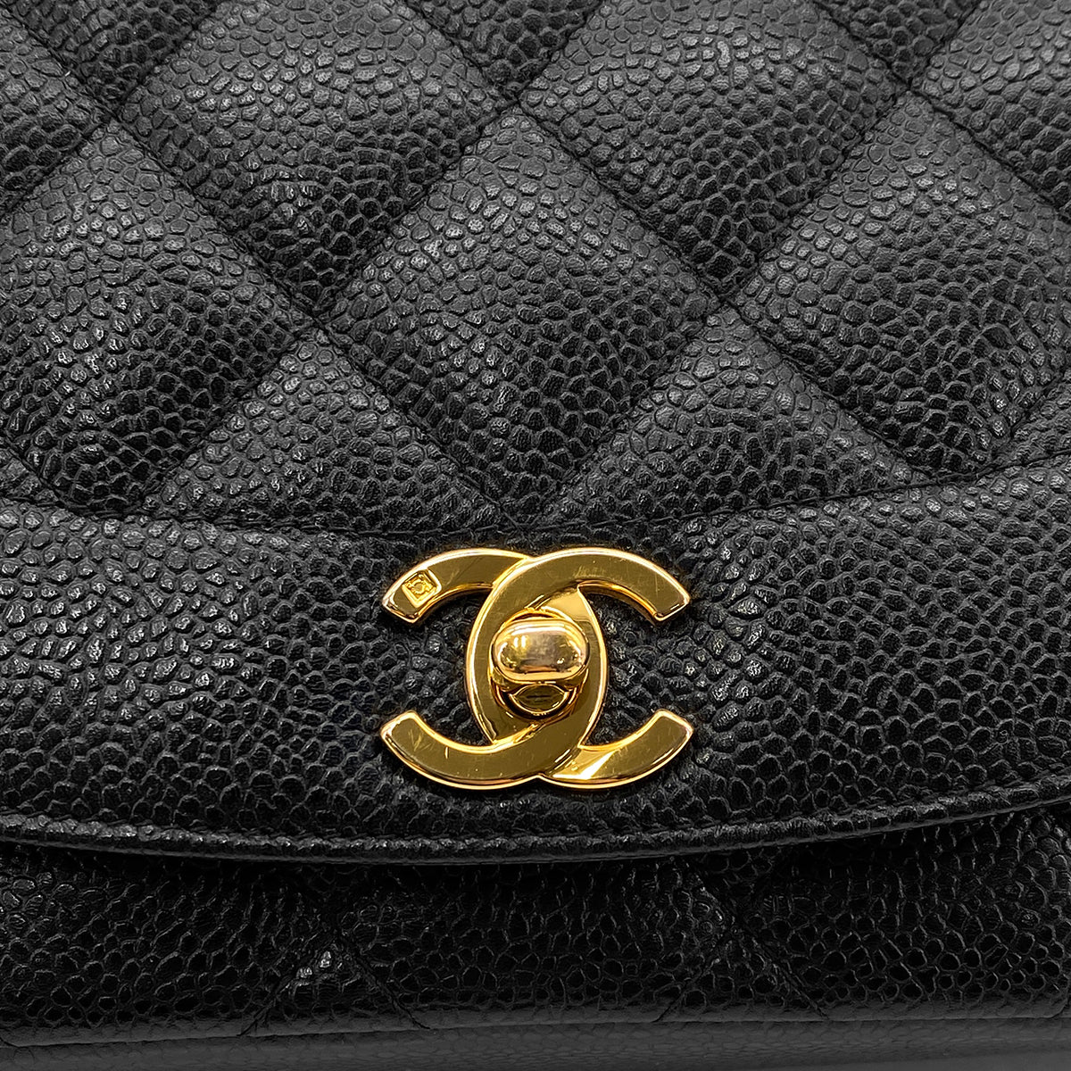 CHANEL VINTAGE DIANA MEDIUM CHAIN SHOULDER BAG BLACK CAVIAR SKIN 90296556