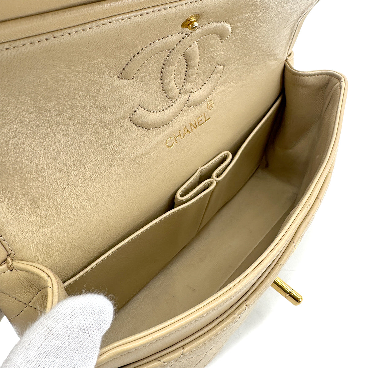 CHANEL VINTAGE CLASSIC FLAP SMALL CHAIN SHOULDER BAG BEIGE LAMB SKIN 90298161