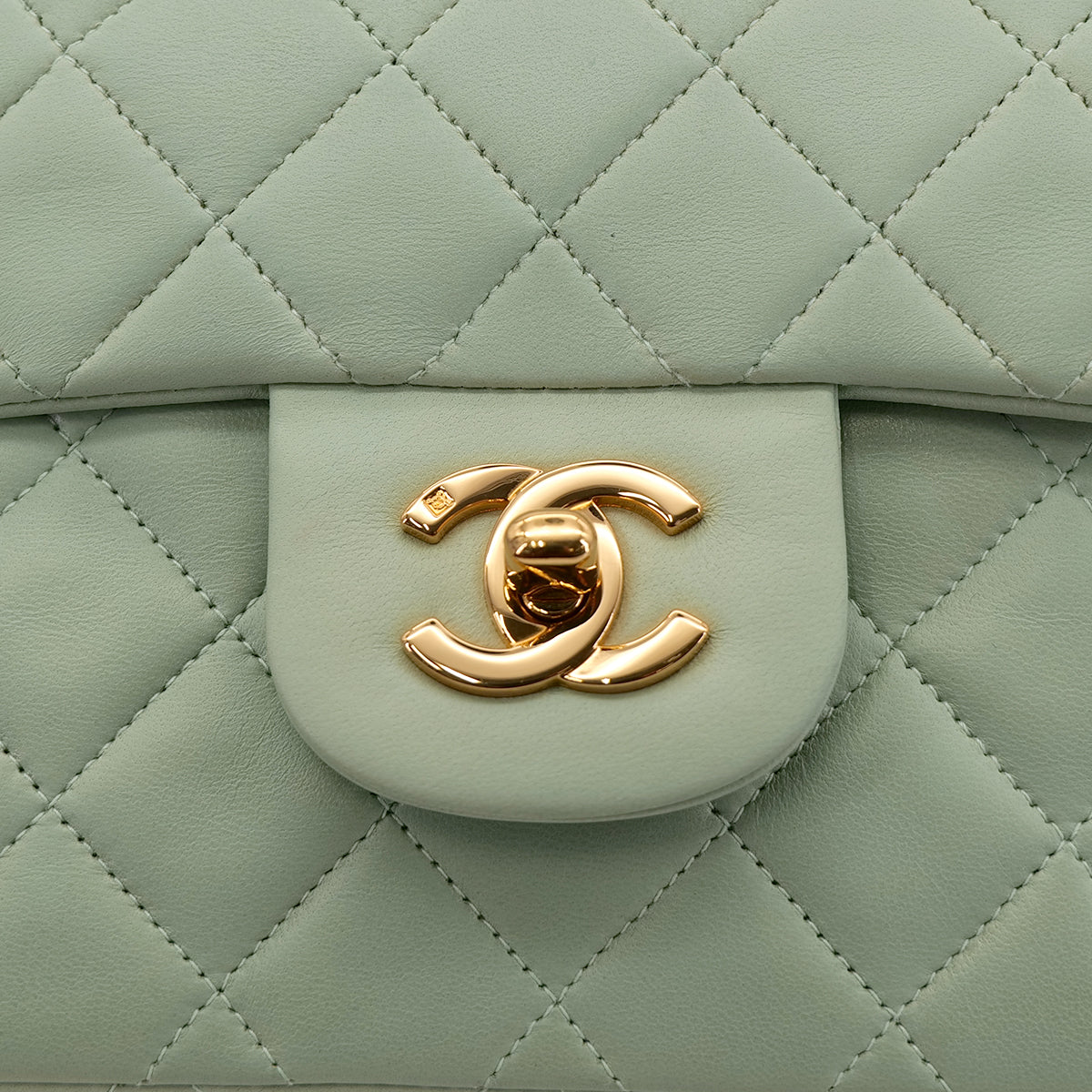 CHANEL VINTAGE CLASSIC FLAP SMALL CHAIN SHOULDER BAG LIGHT GREEN LAMB SKIN 90301110
