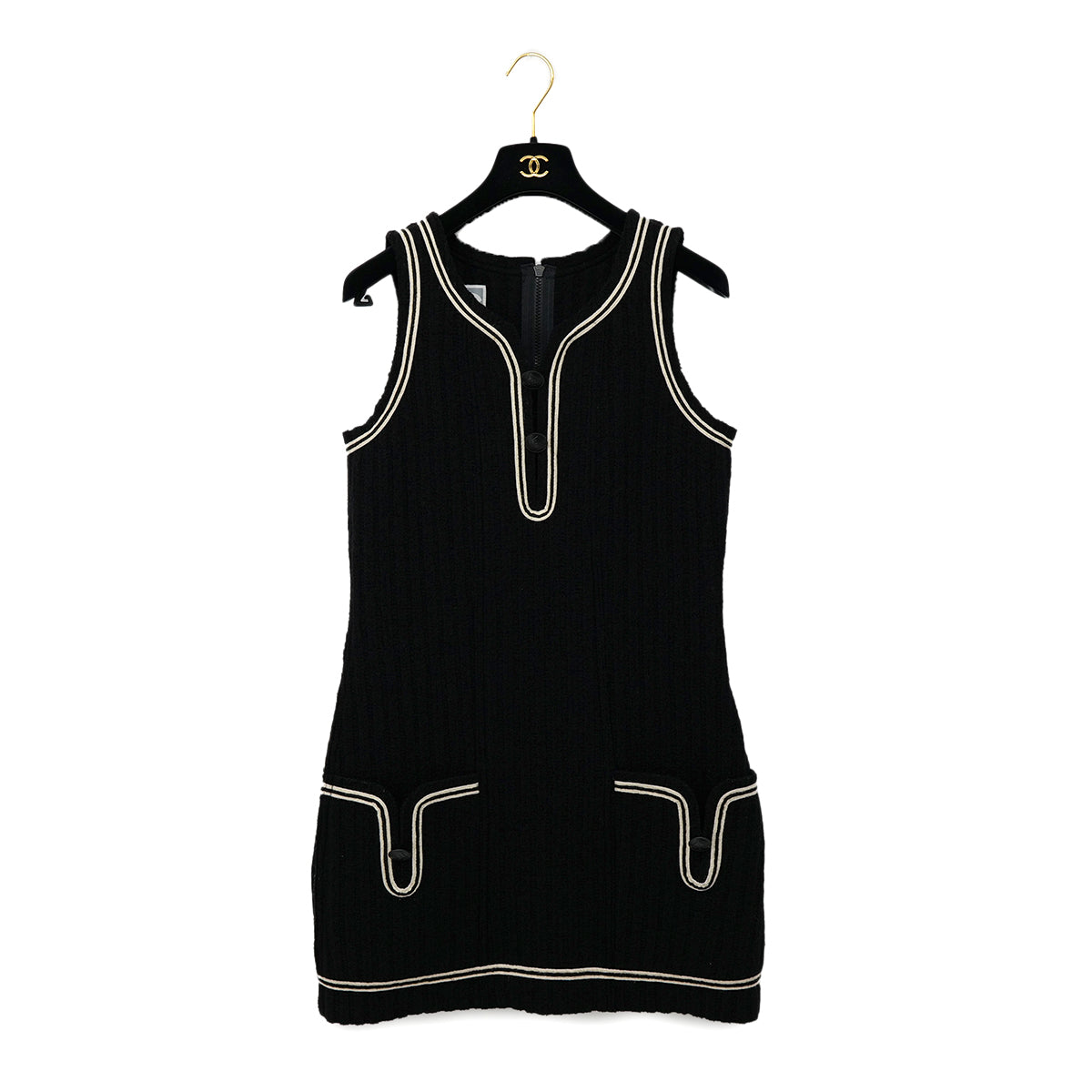 CHANEL SPORTS LINE COCO BUTTON SLEEVELESS DRESS BLACK WHITE WOOL 38 07A RTW 90302397