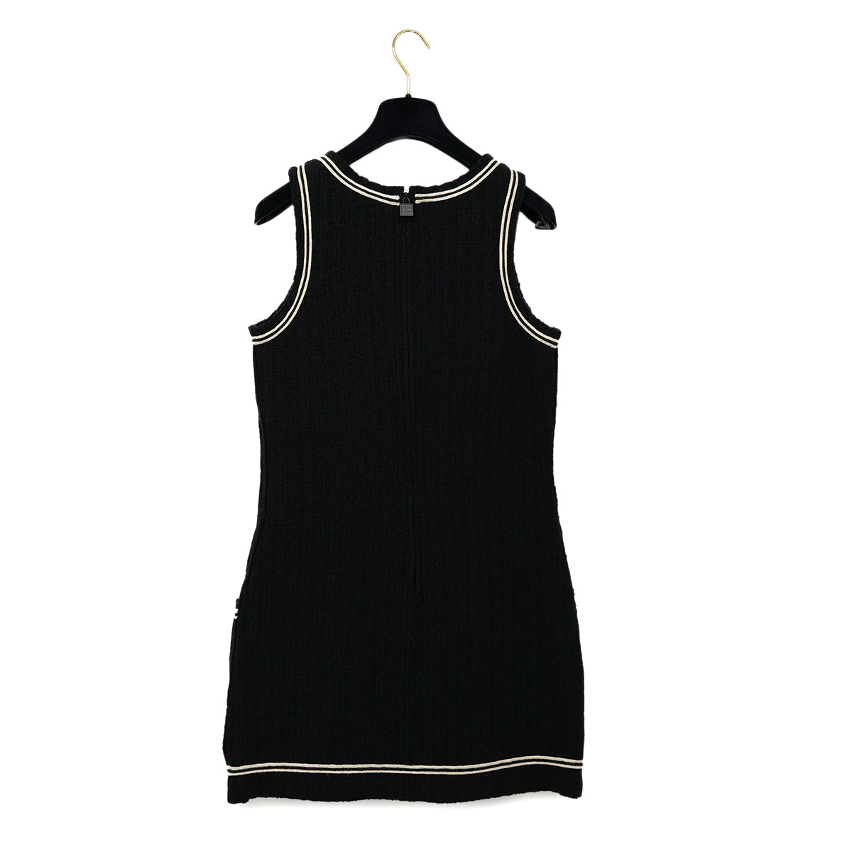 CHANEL SPORTS LINE COCO BUTTON SLEEVELESS DRESS BLACK WHITE WOOL 38 07A RTW 90302397