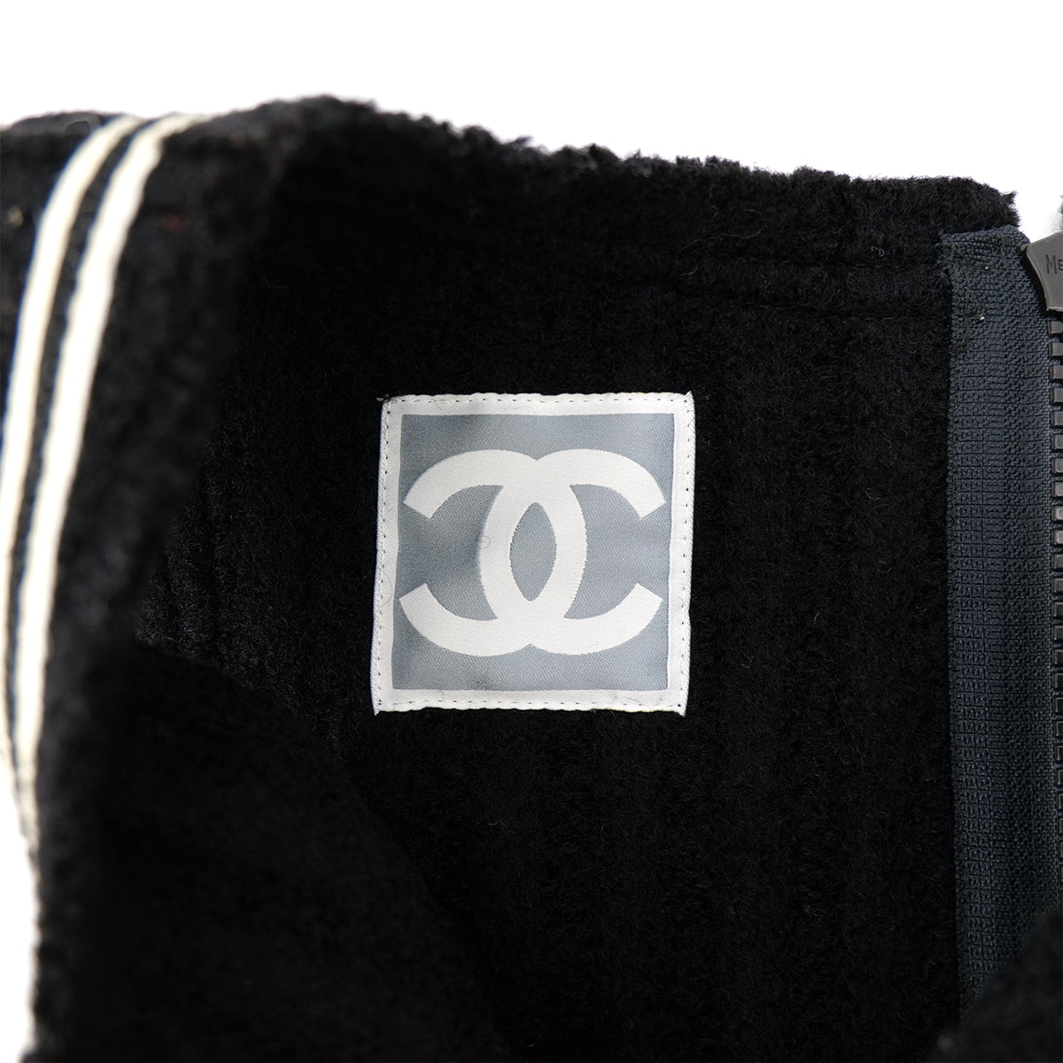 CHANEL SPORTS LINE COCO BUTTON SLEEVELESS DRESS BLACK WHITE WOOL 38 07A RTW 90302397