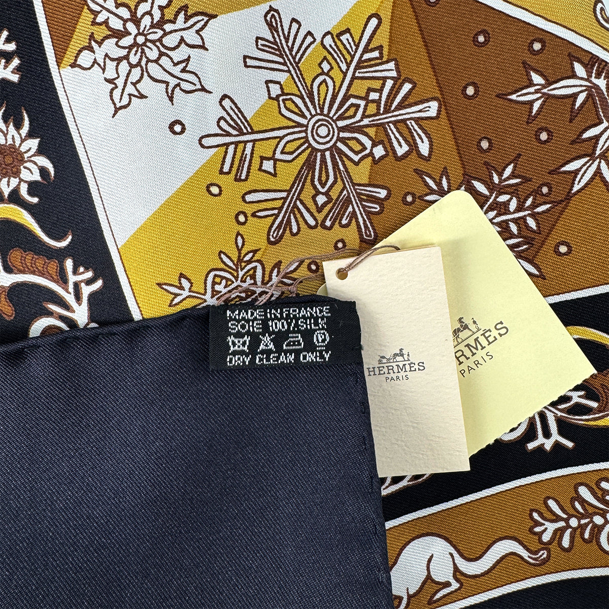 HERMES CARRE 90 FLEURS D HIVER SCARF SILK BLACK 90302653