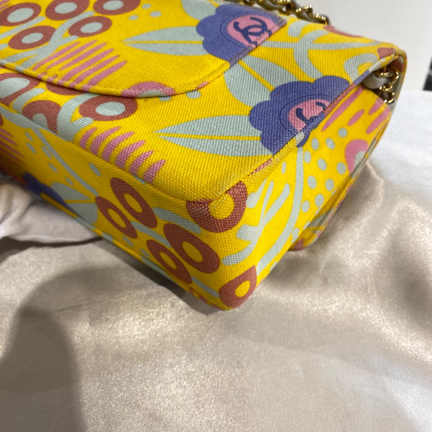 CHANEL VINTAGE CLASSIC FLAP MEDIUM CHAIN SHOULDER BAG FLOWER PRINT YELLOW LIGHTBLUE CANVAS 90215300
